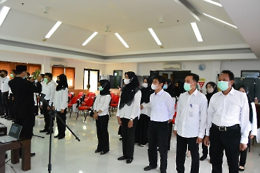 SUMPAH MENJAGA KERAHASIAAN REKAM MEDIS PADA TENAGA NON KESEHATAN