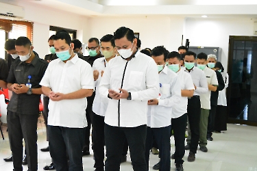 Upacara Penghormatan Bendera Merah Putih Setiap Bulan Di Tanggal 17_1